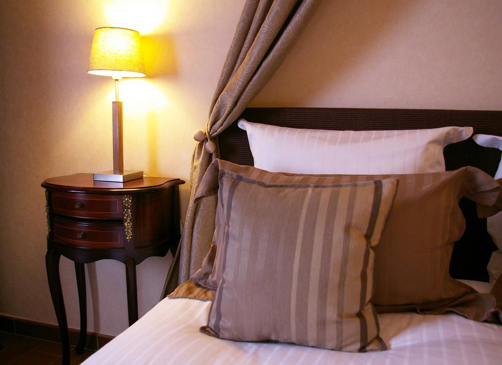 B&B Le Clos Des Raisins Beblenheim Rom bilde